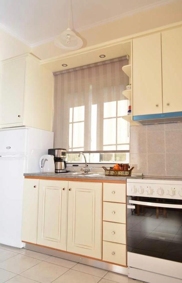 Troumpas Family Rooms & Apartments Leonidio Ngoại thất bức ảnh