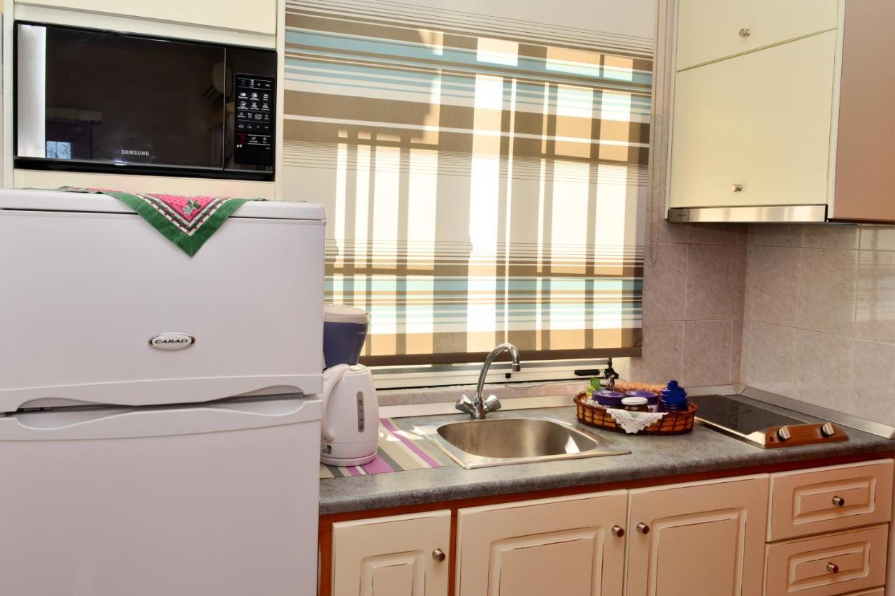 Troumpas Family Rooms & Apartments Leonidio Ngoại thất bức ảnh